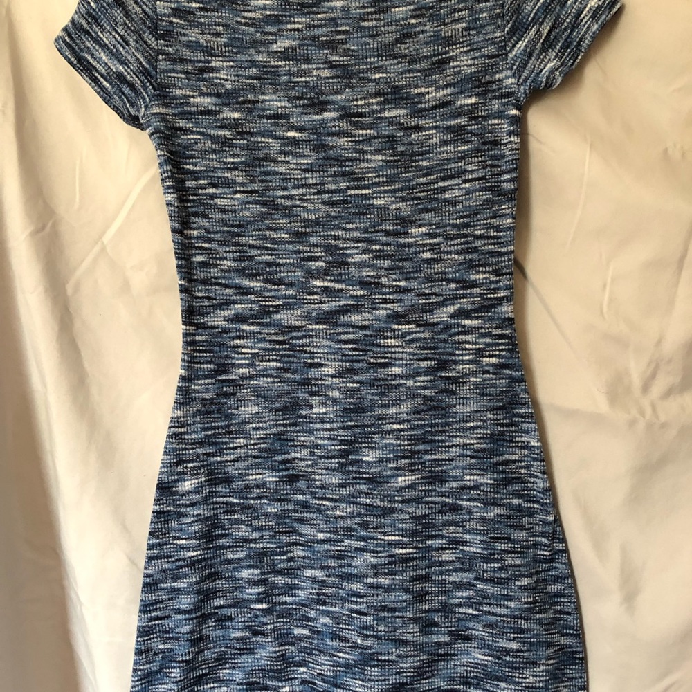 Short sleeve dress